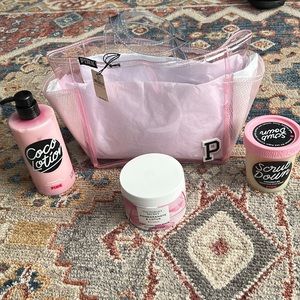 VS PINK SHOWER TOTE brand new never used! Comes with 3 items pictured!!